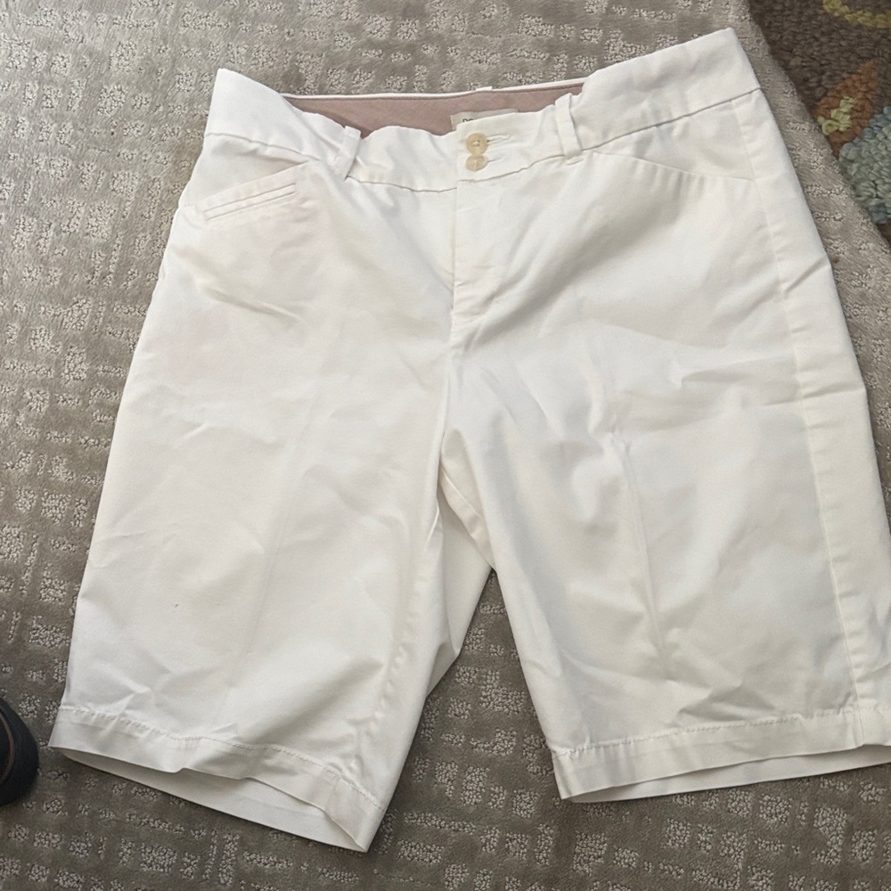 Dockers Women's White Bermudas